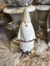 Charger l'image dans la galerie, Père Noël en bois peint H27xL9cm
