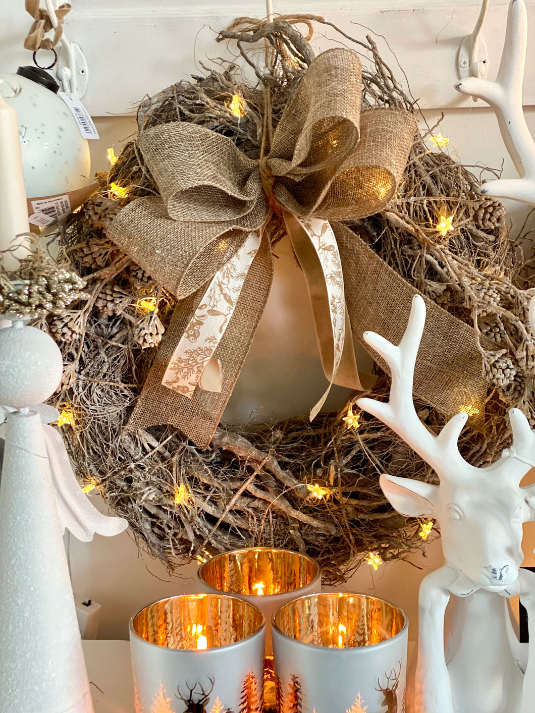 Couronne en bois garnie lumineuse 40cm