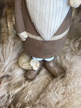 Charger l'image dans la galerie, Père Noël en bois peint H32xL10cm
