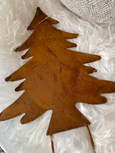 Charger l&#39;image dans la galerie, Pic grand sapin corten H30xL20cm
