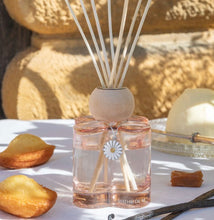 Charger l'image dans la galerie, Diffuseur de parfum d’ambiance 180ml Gourmandise d’été - Petite Madeleine
