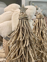 Charger l'image dans la galerie, Sapin bois pailleté couleur bronze H60xL20cm
