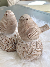 Charger l&#39;image dans la galerie, Oiseau sur boule résine droite
