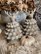 Charger l'image dans la galerie, Boîte sapin en résine tête de cerf H21xL12cm

