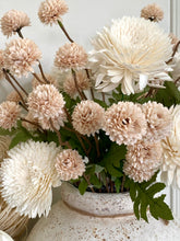 Charger l'image dans la galerie, Branche fleurie artificielle vieux rose 35cm
