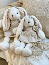Charger l&#39;image dans la galerie, Peluche lapin PM H26cm
