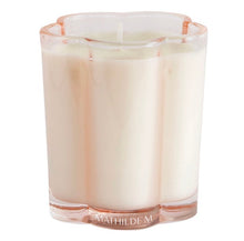 Charger l'image dans la galerie, Bougie parfumée Gourmandise d’été 145g - Petite Madeleine

