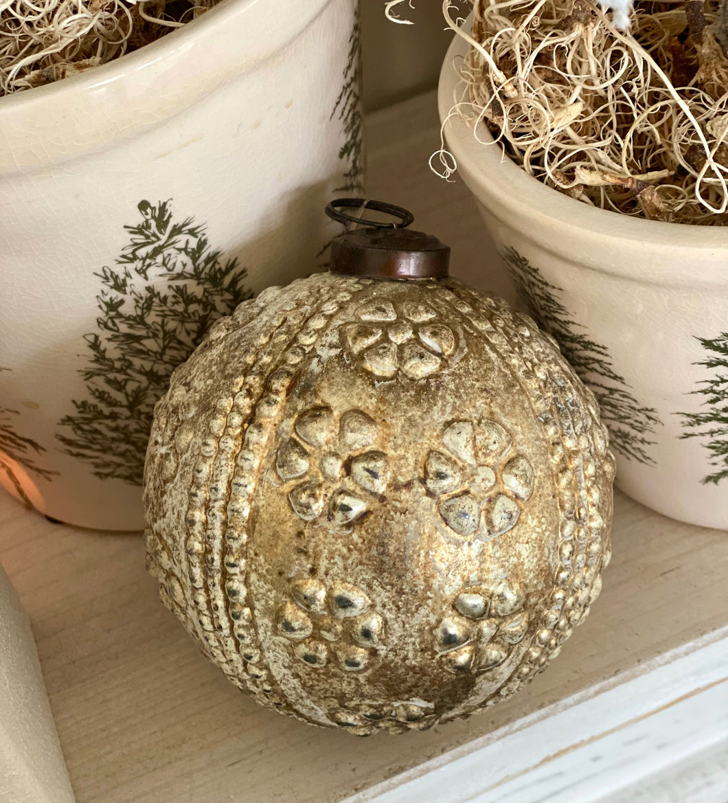 Boule de Noël doré ancien 10cm