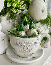 Charger l'image dans la galerie, Bulbe jacinthe céramique GM H10xL6cm
