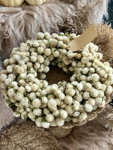 Charger l'image dans la galerie, Couronne fleurs naturelles 30cm
