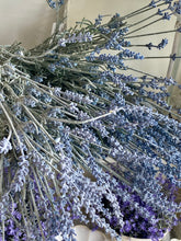 Charger l'image dans la galerie, Branche de lavandes ( sur photo 8 branches)65cm
