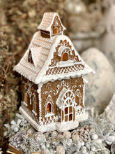 Charger l&#39;image dans la galerie, Maison pain d’épice lumineuse H20xL13xP12cm
