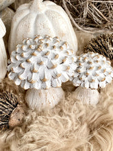 Charger l'image dans la galerie, Champignon bois blanchi GM H14xL10cm
