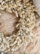 Charger l'image dans la galerie, Couronne naturelle lavande blanchie 25cm
