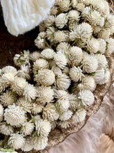 Charger l'image dans la galerie, Couronne fleurs naturelles 30cm
