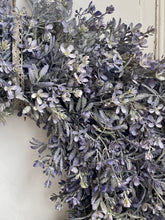 Charger l'image dans la galerie, Couronne artificielle fleurs couleur lavande 60cm

