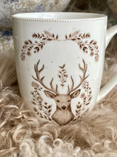 Charger l'image dans la galerie, Mug céramique cerf H11xL8cm

