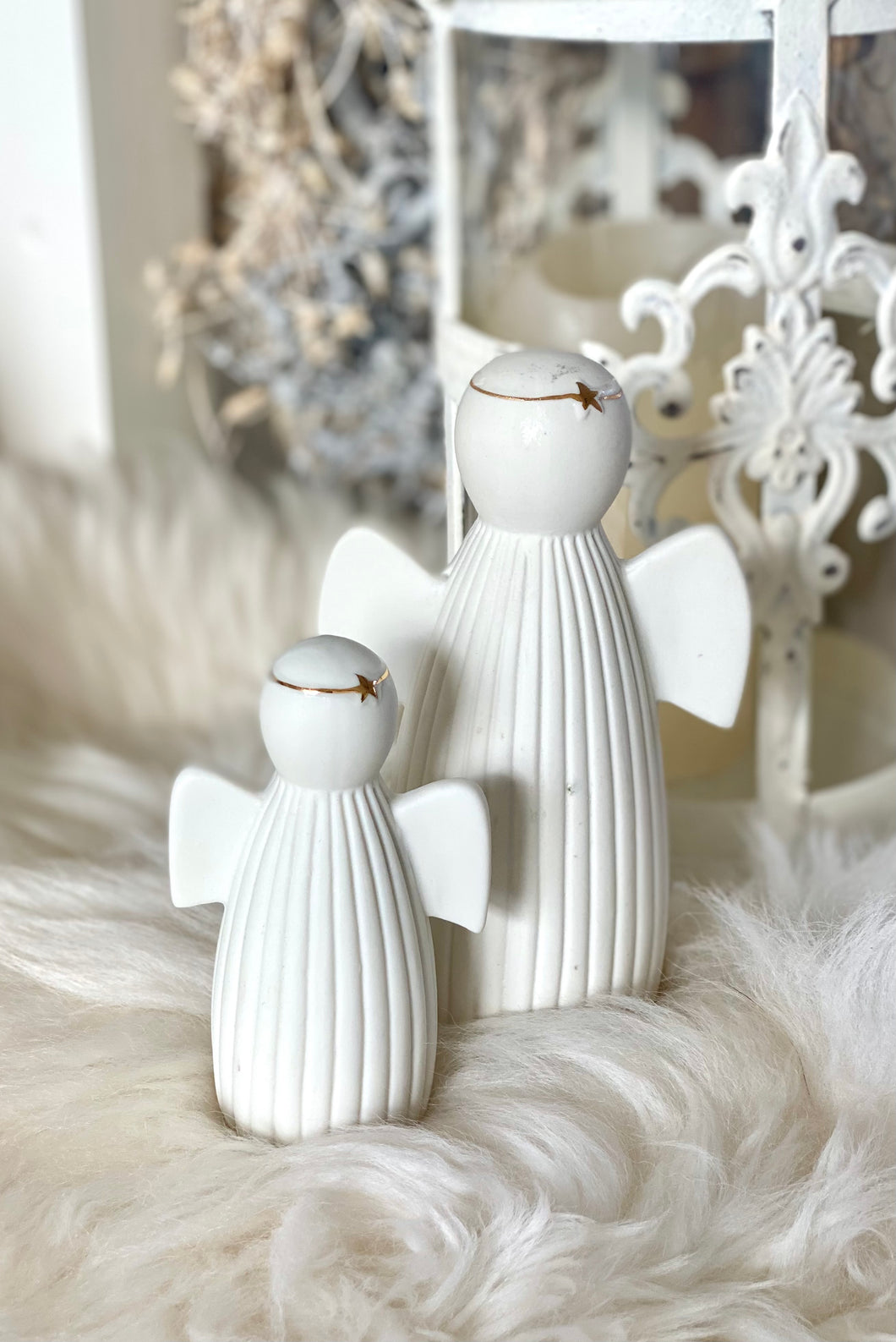 Ange céramique blanc cassé PM H10xL7cm