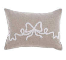 Charger l&#39;image dans la galerie, Coussin beige 35x50cm déhoussable ( intérieur compris)
