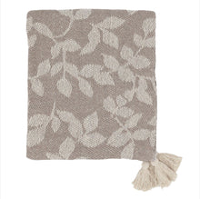 Charger l'image dans la galerie, Plaid coton décors feuilles café au lait /crème 150x130cm
