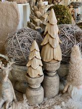 Charger l'image dans la galerie, Sapin beige brillant céramique PM H18xL9cm
