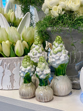 Charger l'image dans la galerie, Jacinthe en céramique PM H11xL5cm
