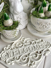 Charger l'image dans la galerie, Panneaux Welcome métallique antique crème H20xL28cm
