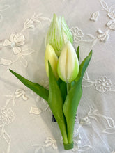 Charger l'image dans la galerie, Bouquet 3 tulipes PM 16cm
