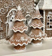 Charger l&#39;image dans la galerie, Mini sapin résine pain d’épices H11xL6cm
