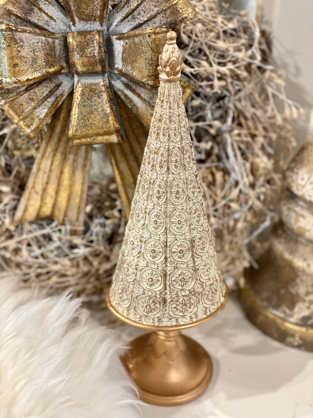 Sapin de Noël résine antique crème MM H32xL12cm