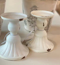 Charger l&#39;image dans la galerie, Porte bougie métallique antique crème GM H11xL9cm
