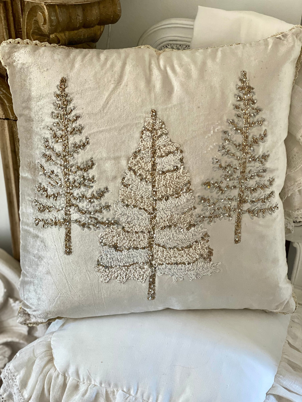 Coussin de Noël en velours et incrustations perles 50x50cm ) déhoussable -intérieur compris)