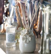 Charger l'image dans la galerie, Diffuseur de parfum d’ambiance Amour de Fleur 200ml - Marquise
