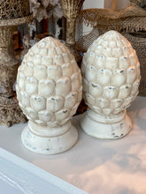 Charger l'image dans la galerie, Pomme de pin résine H10xL10cm
