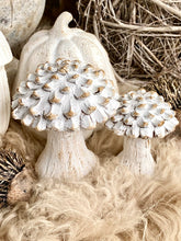 Charger l'image dans la galerie, Champignon bois blanchi GM H14xL10cm
