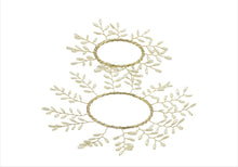 Charger l'image dans la galerie, Set de 2 couronnes à bougies avec perles doré et crème 11cm
