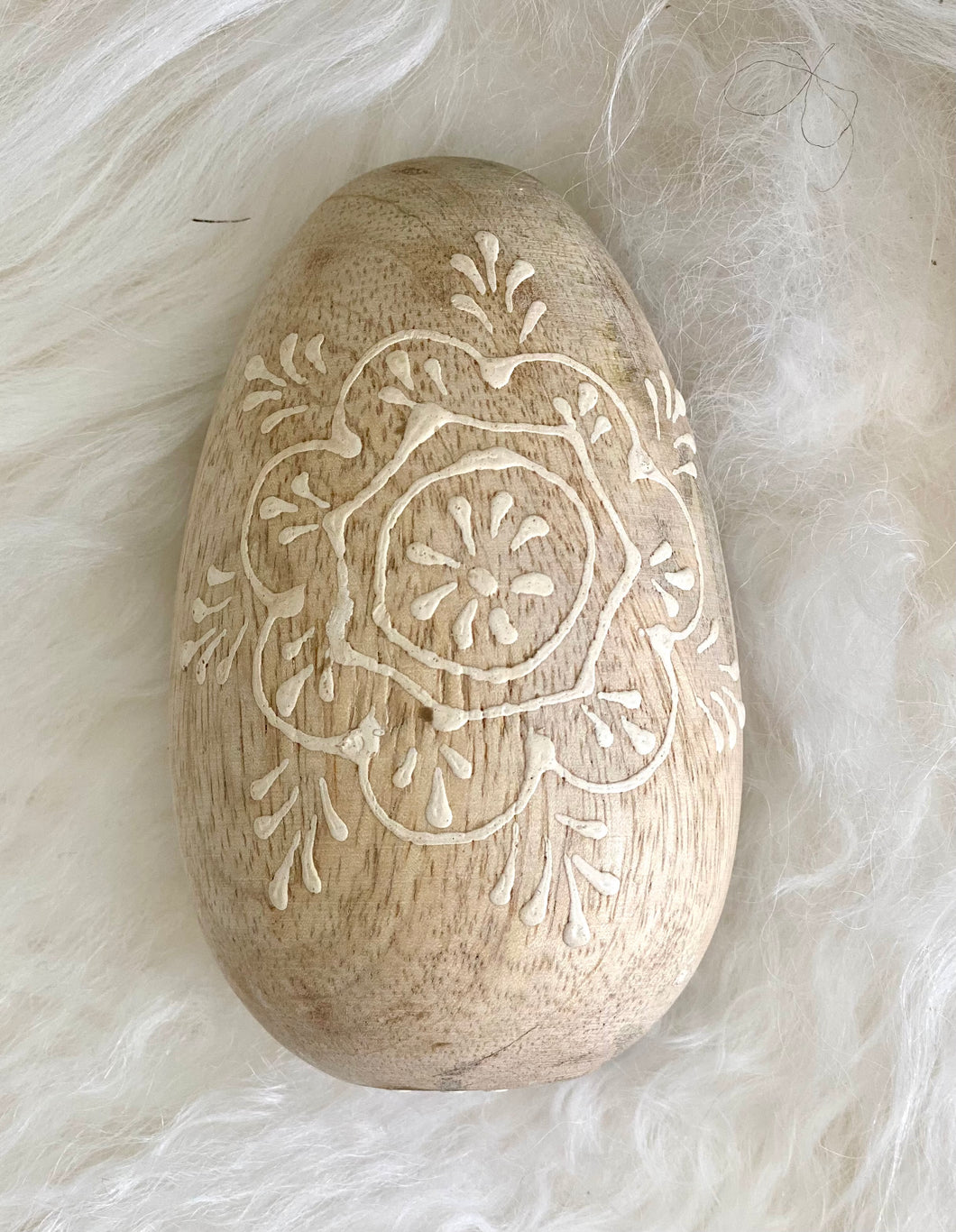 Oeuf en bois naturel H10xL6cm