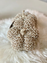 Charger l&#39;image dans la galerie, Citrouille en corde beige H14xL14cm
